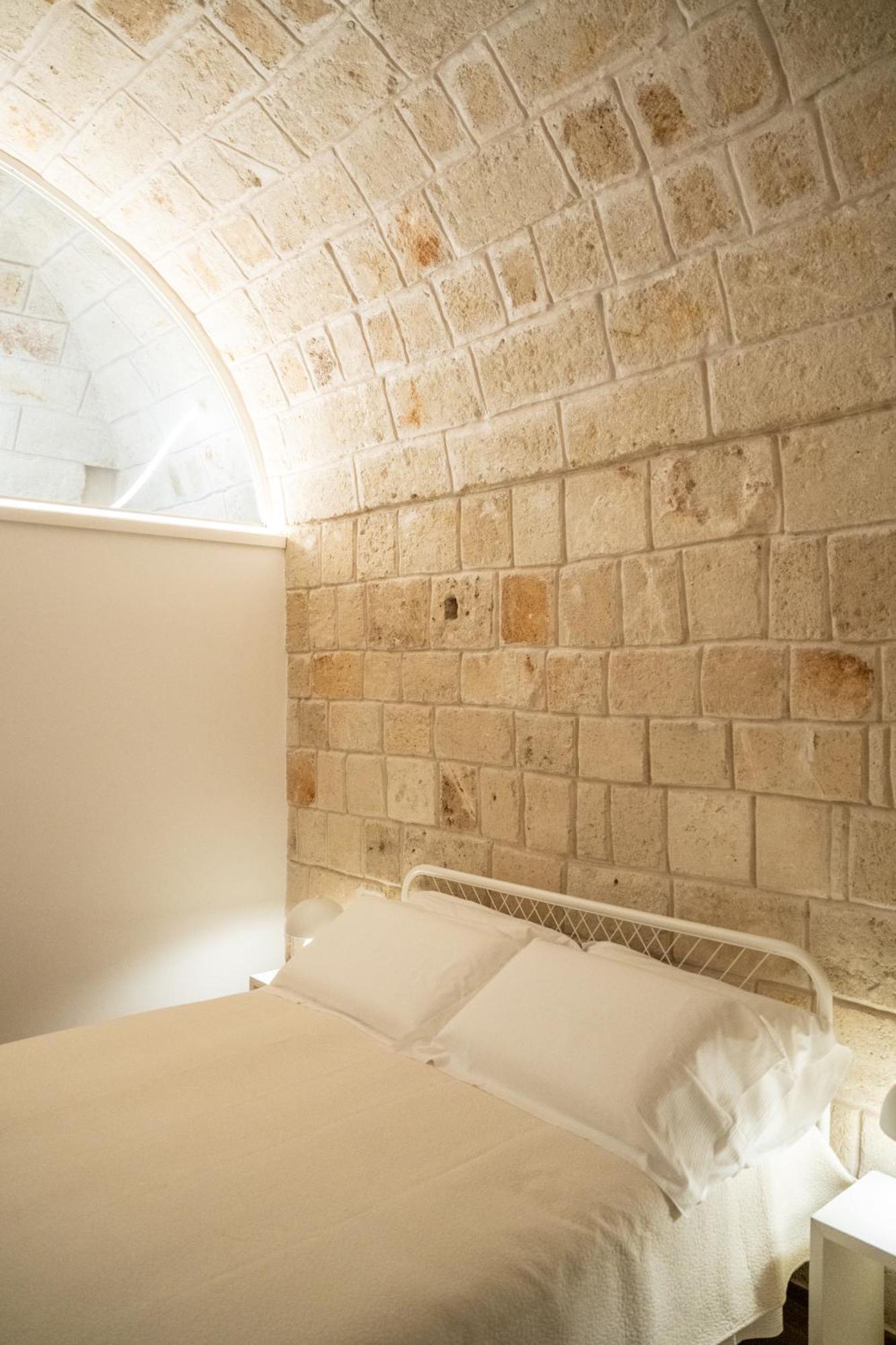 Innesto Rooms - Монополи Экстерьер фото